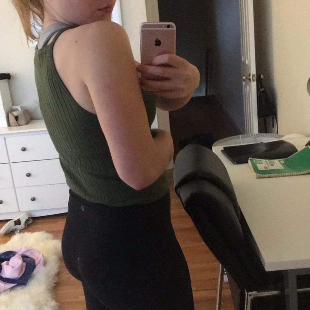 H&M tank - Picture 2 of 2